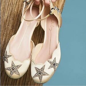 Lola Cruz Champagne Star Embellished Satin Ballet Flats 
Size: EU 40 (US 10)